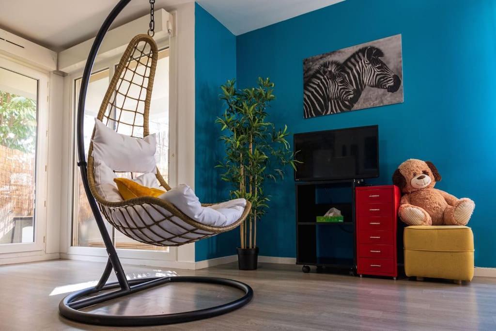 2 Bedrooms- 20' Paris - 25' Disneyland - Wifi Appartement *